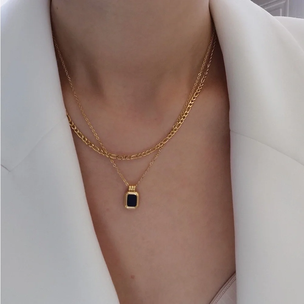 Mother of pearl pendant necklace, double layered necklace, figaro chain necklace